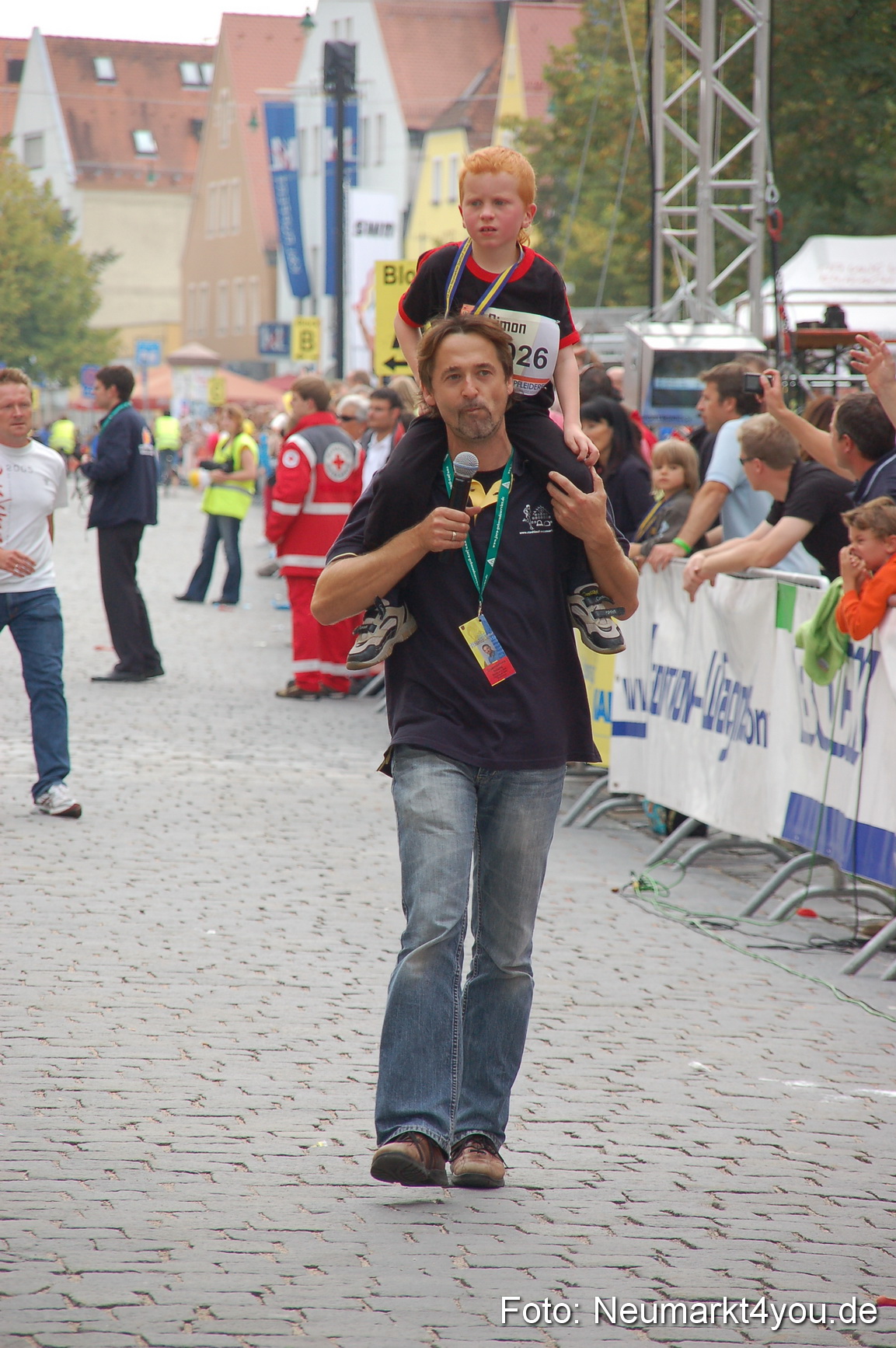 0124 Stadtlauf Neumarkt Bambinilaeufe 200909